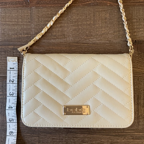 Bebe Sophia quilted crossbody quilted bag with gold detail - Picture 11 of 14